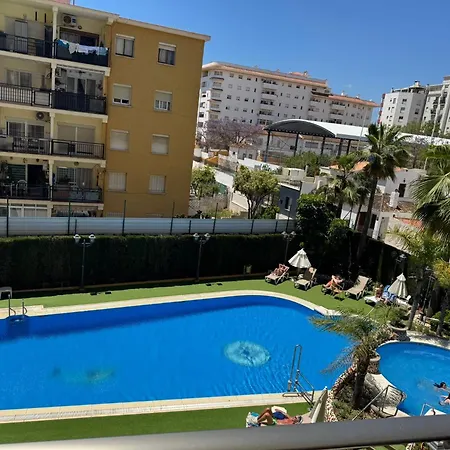 Acogedor 4 Pers Apartment Fuengirola